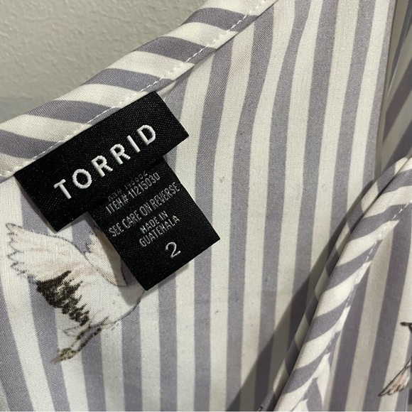 Torrid Grey & White Striped Crane Cami Women’s 2X Lightweight Flowy Tank Summer - Picture 4 of 7